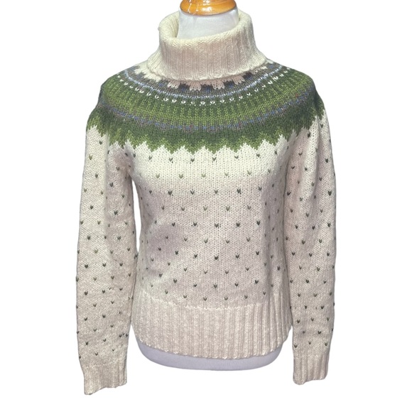 J. Crew Sweaters - J. Crew Vintage Chunky women’s wool mohair blend sweater, size medium